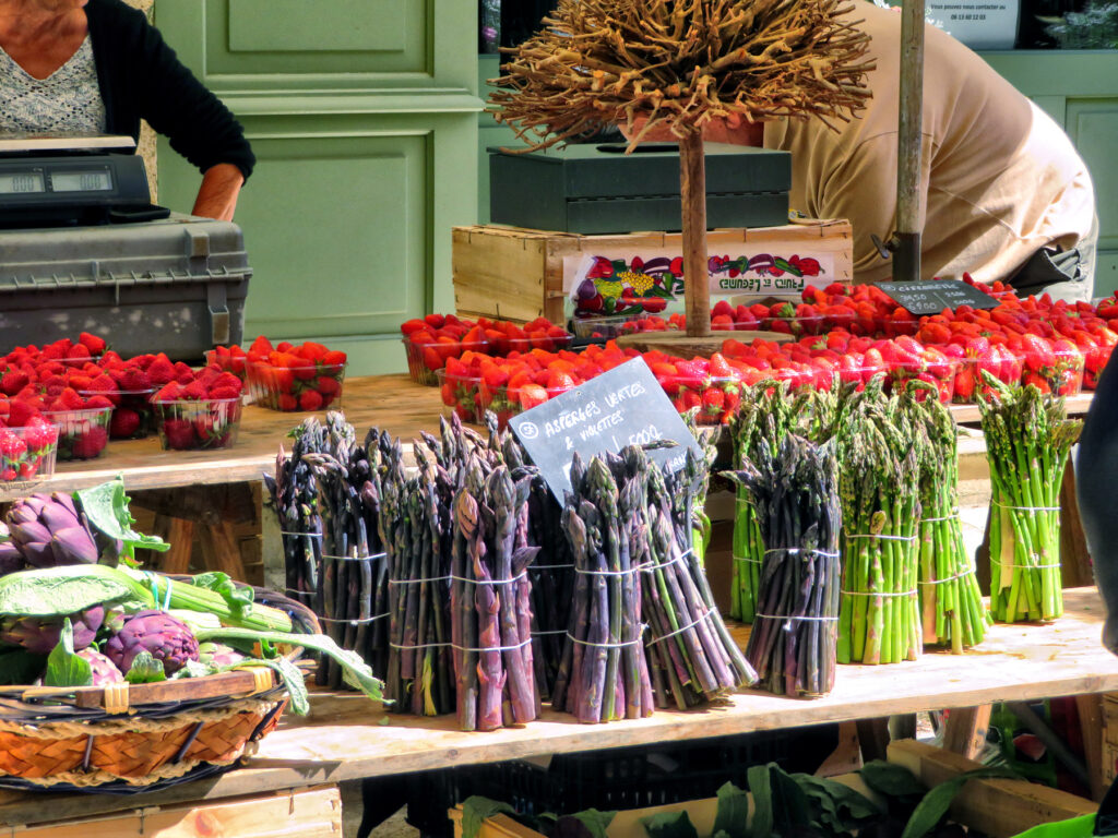 Market stand Provence