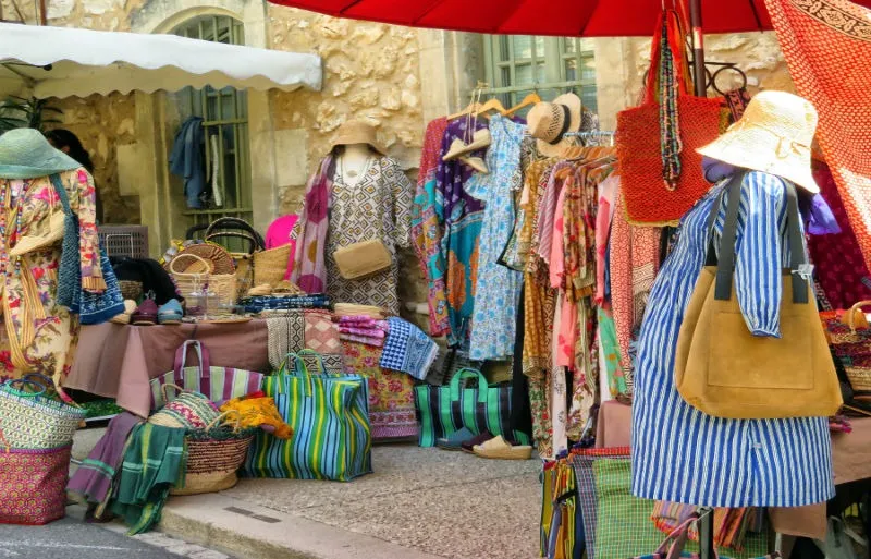 Eygalieres Guided tours provence