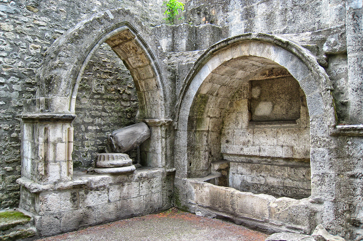 Roman Ruins Tours France